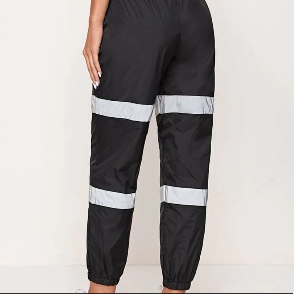 NWT SHEIN Reflectuve windbreaker pants - Picture 3 of 3